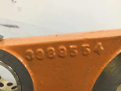 USED CINCINNATI MILACRON 3989554