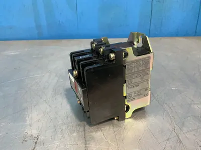 Used ALLEN BRADLEY 700N200A1 Relays & Switches Ohio US | HGR 24 #1325972