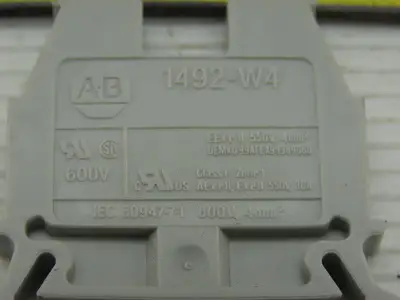 Connectwell CTS2.5UN Terminal Blocks 800V 32A 22-12 Awg DIN Rail Misc Lot of 86