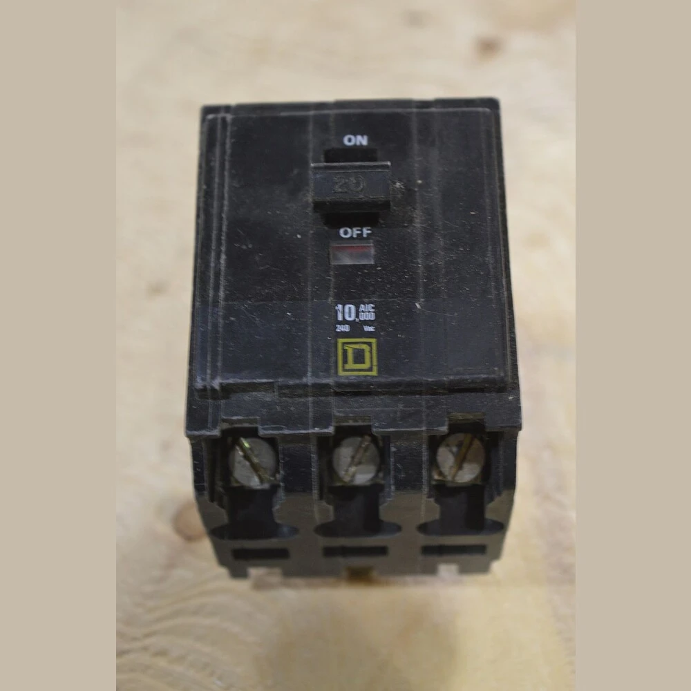 Square D 3 Pole 20 Amp Breaker