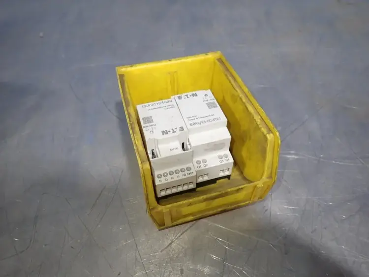 Used EATON EASYE4DC8TE1 Relays & Switches | HGR 24 #739660