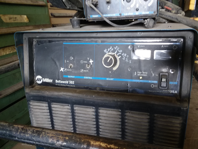 USED MILLER DELTAWELD 302