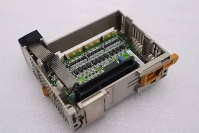 OMRON OUTPUT UNIT CQM1-0D212 STOCK L-510-C