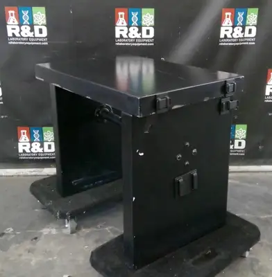 Used _UNKNOWN_ _UNKNOWN_ Furniture (Laboratory) California US | R&D Laboratory Equipment #1365491