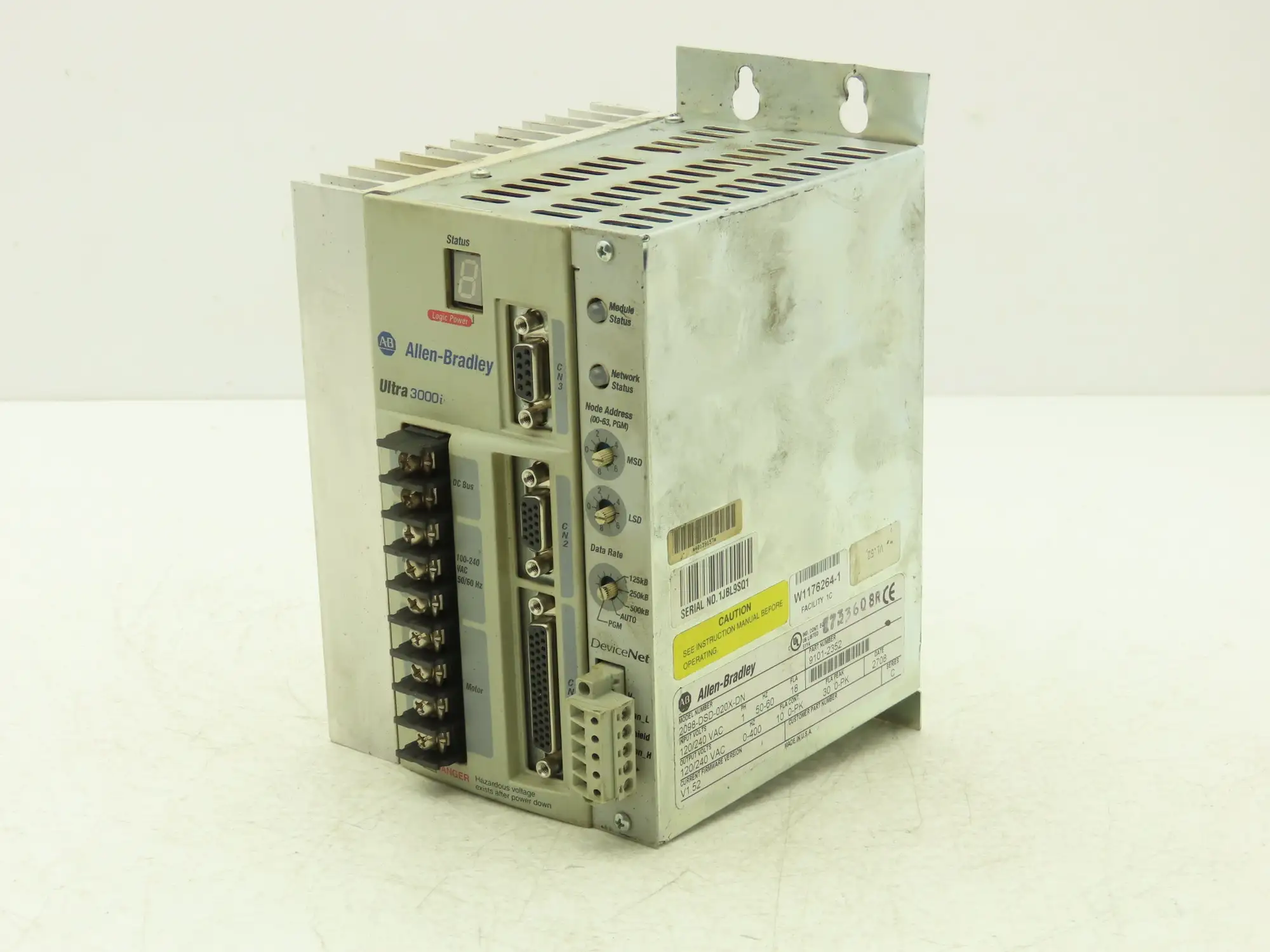Allen Bradley 2098-DSD-020X-DN Ultra 3000i Servo Drive 120/240V 1PH 18A 0-400Hz