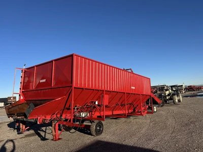 Used _UNKNOWN_ _UNKNOWN_ Seed Tenders Idaho US | Tri-Steel Manufacturing #1557085