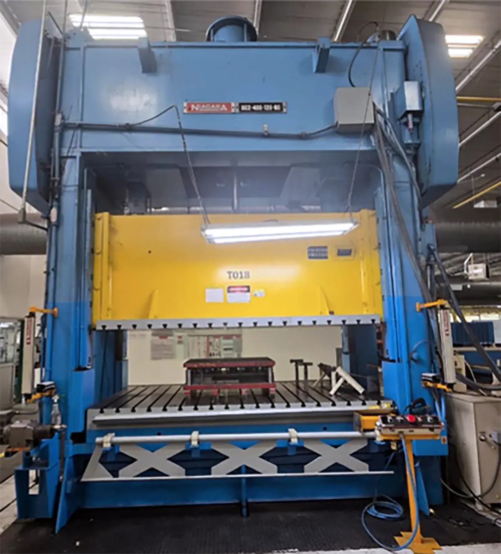 Used NIAGARA SC2-400-120-60 Straight Side Presses Illinois US | Machinery Marketing International #1371297