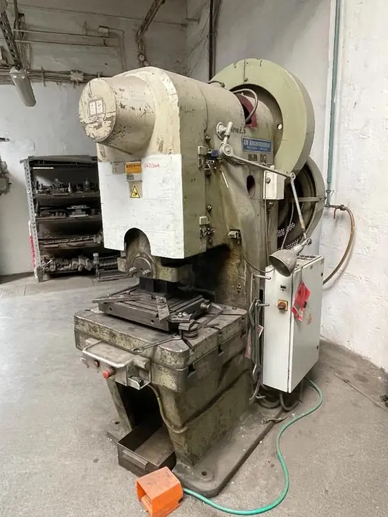 Used 1968 VÄSTERAS SWE RAL-75 AROS Gap Frame (OBS) Presses CZ | Amaron s.r.o. #1065216