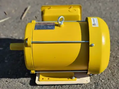 5 hp, 230 volts, 1760 rpm, 184T Electric Motor