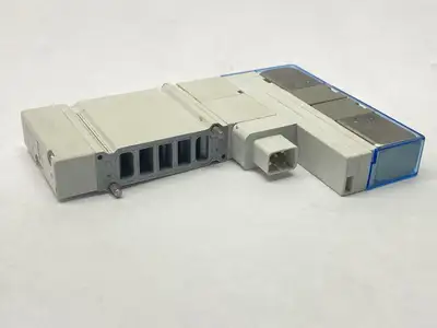 SY3201K-5U1 | SMC  Pneumatic 5-Port Solenoid Valve - Used