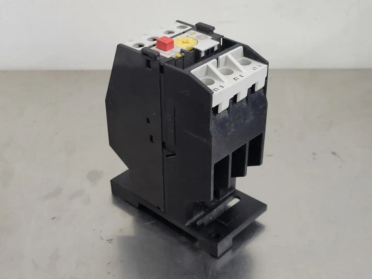 Used GENERAL ELECTRIC CR7G1WS Misc Electrical & Power Parts British Columbia CA | Lenmark #248472