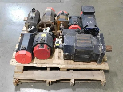 Lot of 11 Fanuc AC Servo Motors Missing Labels Damaged Connectors