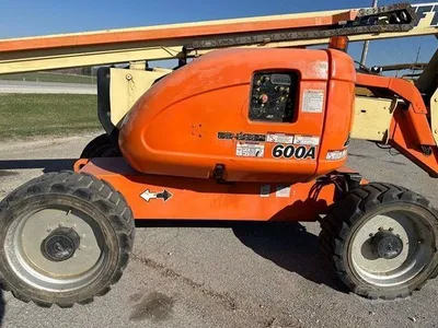 USED JLG 600A
