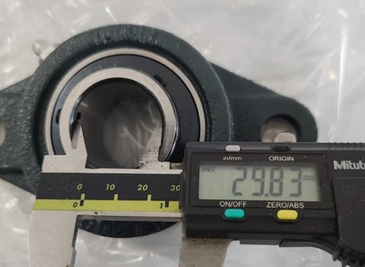 New | in-Stock AMI UCFL206 Bearings Indiana US | J&J Industrial Supply #513721