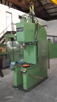 USED MAE 63 TON