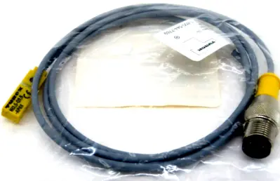 NEW TURCK NI 3.5-Q5.5-AP6X-1M-RS 4T SENSOR S4613683 NI35Q55AP6X1MRS4T