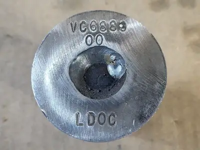 NEW KOMATSU VC6889