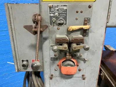 Used DOALL DBW15 Vertical Band Saws Ohio US | HGR 24 #1545809