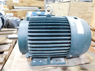 Toshiba Y752XDSB41A-P Motor 7.5 HP 5.5kW 3500 RPM 4500 Max. RPM 460V 1.15 SF Used