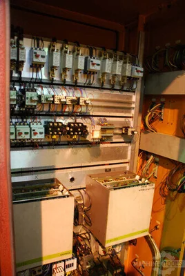 USED 1981 DORRIES. CTE 320