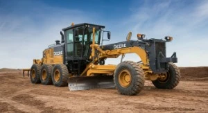 USED 2023 Deere 772GP