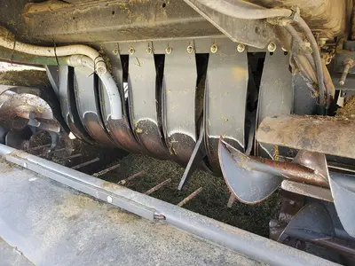 USED 2012 MASSEY FERGUSON 2170
