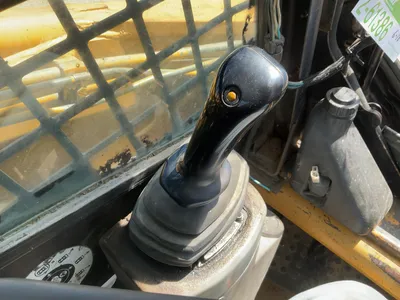 USED CATERPILLAR 287 MULTI TERRAIN LOADER