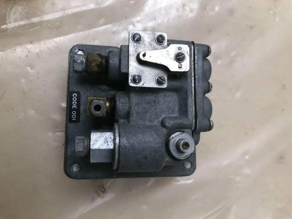 Bailey 5316500-1 Pneumatic Relay Booster Unit 3-27/5-25PSI