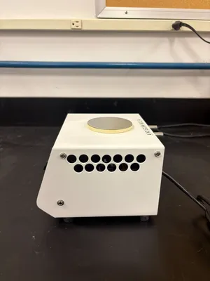 Used THERMOELECTRICS UNLIMITED INC. SK-12D-1 Magnetic Stirrer with Hot Plate South Carolina US | ESS Industrial Equipment Sales #1704328