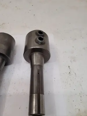Used SHARS TOOL R8 TOOL HOLDER Misc Industrial Equipment Kentucky US | Aucto #686692