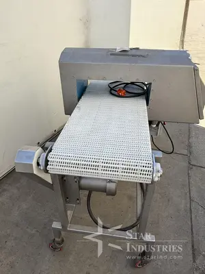 Loma Systems IQ3 Metal Detector