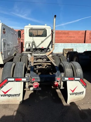 USED 2019 MACK PINNACLE 64T
