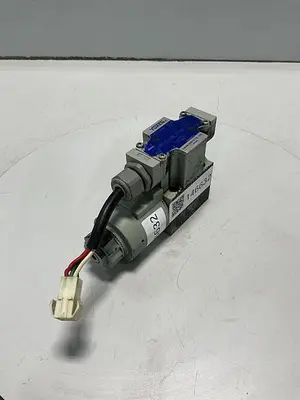 USED YUKEN T-DSG-01-2B8-D24-60140-L