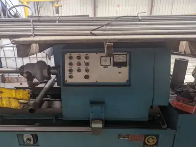 Gidding & Lewis - Injector Drilling Machine