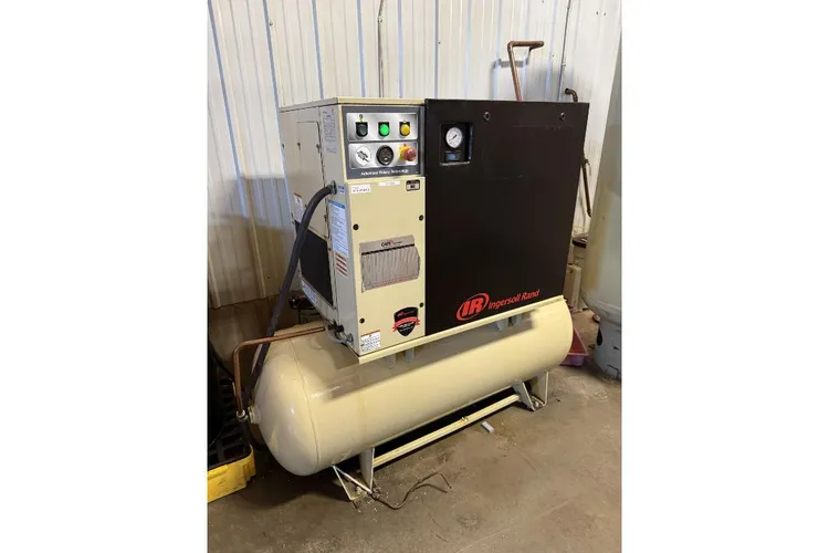 Used _UNKNOWN_ _UNKNOWN_ Tank Mounted Air Compressors Utah US | KD Auctions #1553951
