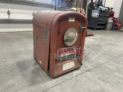 Lincoln Idealarc 250 Welder