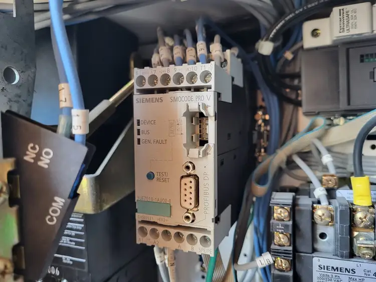 Used SIEMENS 3UF7010-1AU00-0 Misc Electrical & Power Parts British Columbia CA | Lenmark #254317