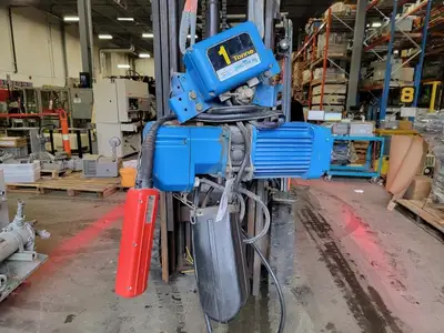 USED 2005 HYUNDAI HT-D100