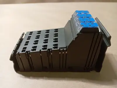 NEW GE FANUC IC220MDL754