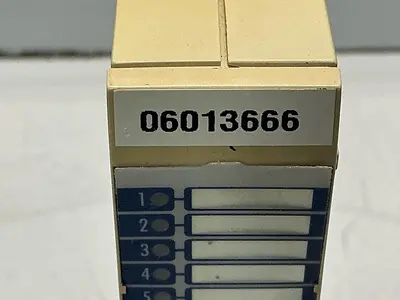 USED DEMAG 01-007-323-D TO323