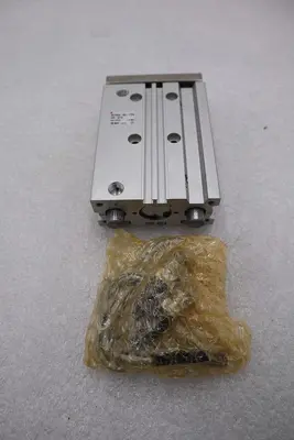 SMC MGPM20-40A-Y7PSDPC-XC19 / MGPM2040AY7PSDPCXC19 (NEW) STOCK K-2543
