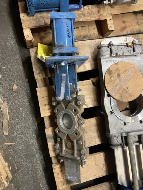 3" Through Port Trueline TL 316 stainless pneumatic knife gate valve
