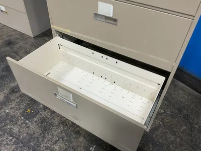 Used STEELCASE _UNKNOWN_ Cabinets Ohio US | HGR 24 #1083969