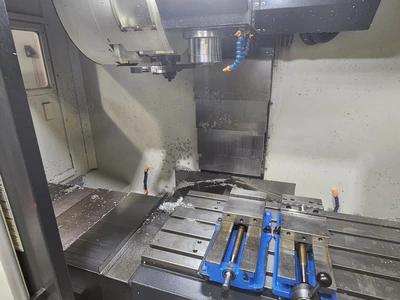 2009 CHEVALIER EM2040L Vertical Machining Centers | Toolquip, Inc. (2)