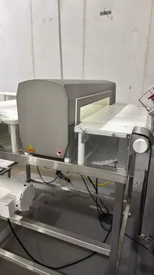 Used METTLER TOLEDO SAFELINE Metal Detectors Illinois US | M&M Equipment Corp. #1309028