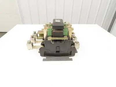 General Electric CR205G000AJA Motor Starter Contactor 200Hp 600VAC 3Ph