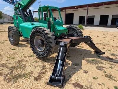 USED 2017 Skytrak 10042