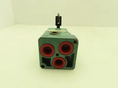 Aro 5232-05-3 Pneumatic Air Limit Switch Valve 3 Way Roller Arm 3/8" NPT