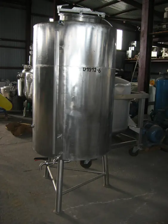Used _UNKNOWN_ 1,000 LITRE Stainless Steel Tanks PL | Perry Equipment #121491