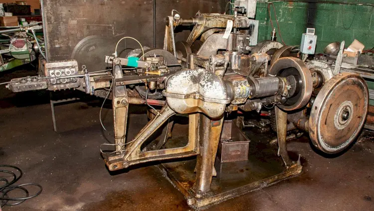 Used NILSON S-4 Wire Forming (and Four Slides) Ohio US | Yoder Brothers machinery 24 #90338